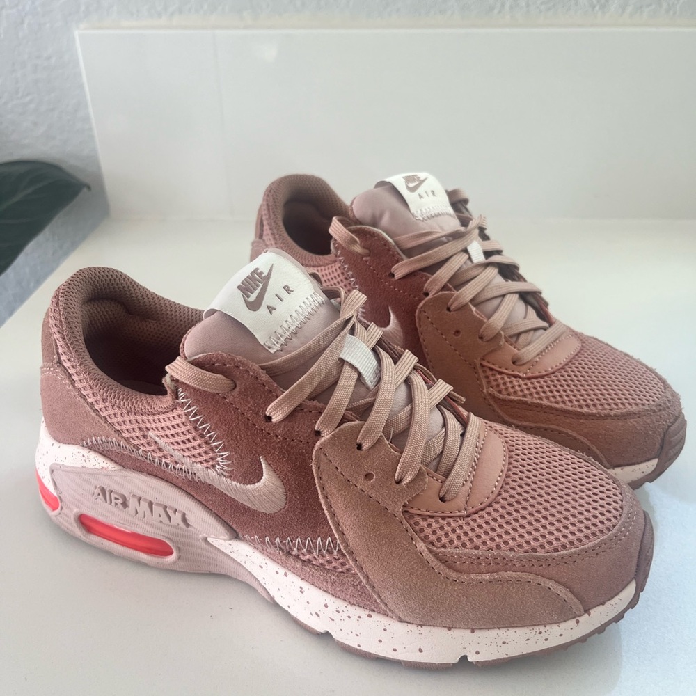 Pink Nike Air Max
